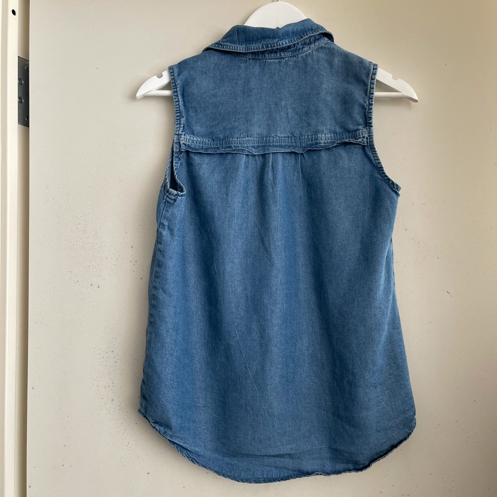 Splendid Chambray Button Down Tank In Medium Wash - image 5